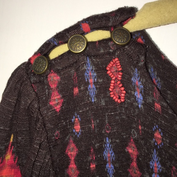 Soft multi-colored flowy t-shirt - Picture 4 of 4